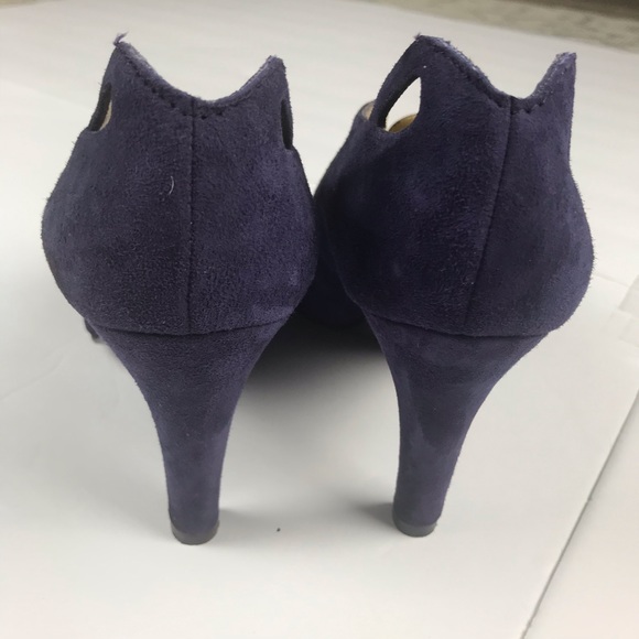 Bruno Magli | Sexy Deep Purple Suede Booties - Picture 5 of 8